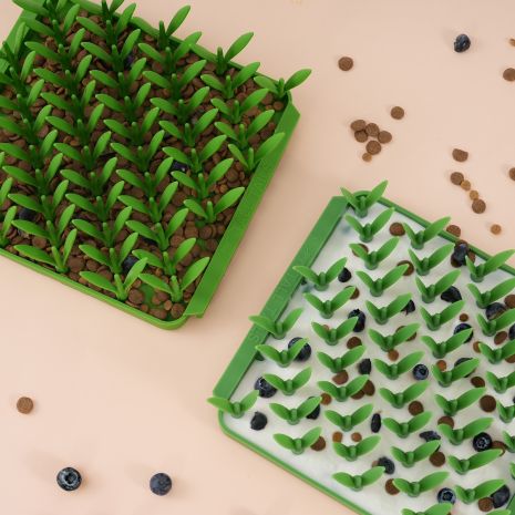 Tall Tails - Grass Foraging Mat